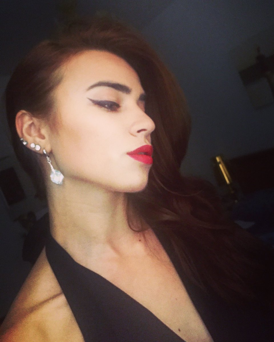 Maybetheone's tweet image. 