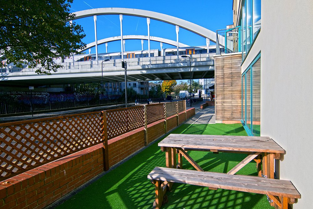 photo_studiohre's tweet image. ❤️  this weeks #STUDIOOFTHEWEEK @Chromacoder in Shoreditch! Multiple cove &amp;amp; soundproofed! photo-studiohire.com