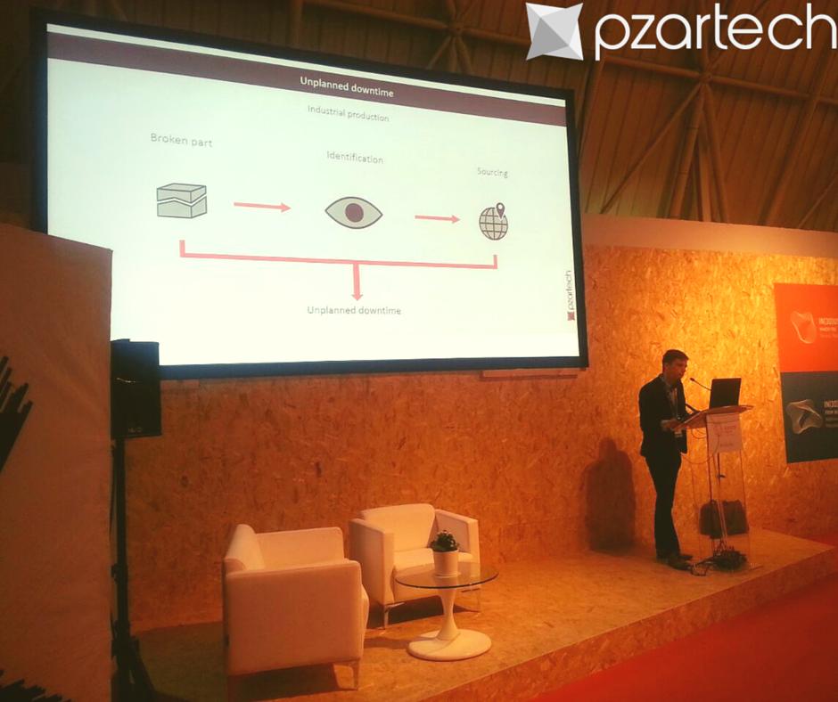 Pzartech's tweet image. Pierre-Alain pitching #Pzartech at #in3dustry this morning.