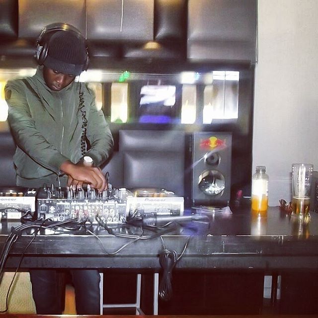 RalphKhann's tweet photo. S/O to you yes PRETORIA @blackbistro @METROFMSA youth commemoration weekend Sit Down For What #LegendsDontStop https://t.co/L6VZT7hm9N