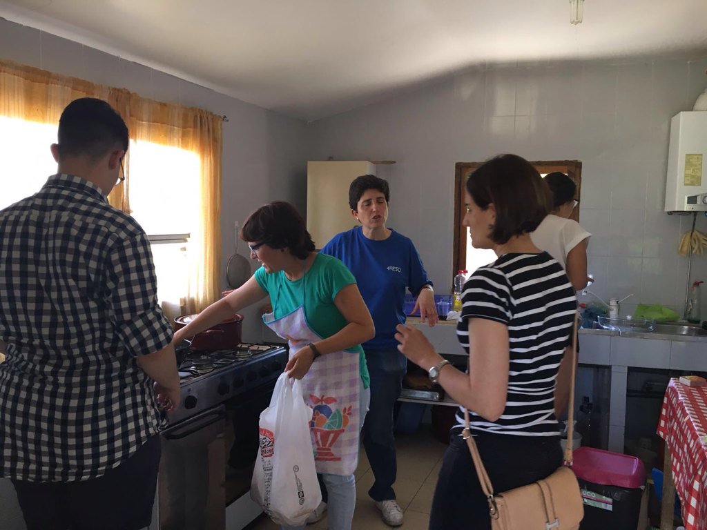 ccvirgenpenabem's tweet photo. Convivencia en El Valle de 4º Educación Secundaria... qué bueno!!!! #fiestas2015/16VP https://t.co/X5RQIbmFx8