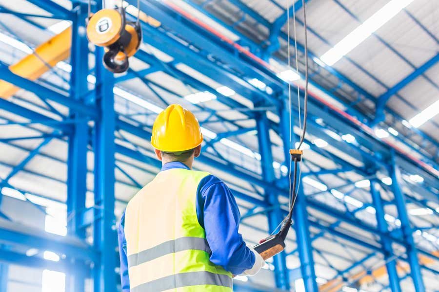 ConstructionSpt's tweet photo. Banksman Training: What Options do you Have? https://t.co/MZxXRq9tuS https://t.co/hq4O3wGezO