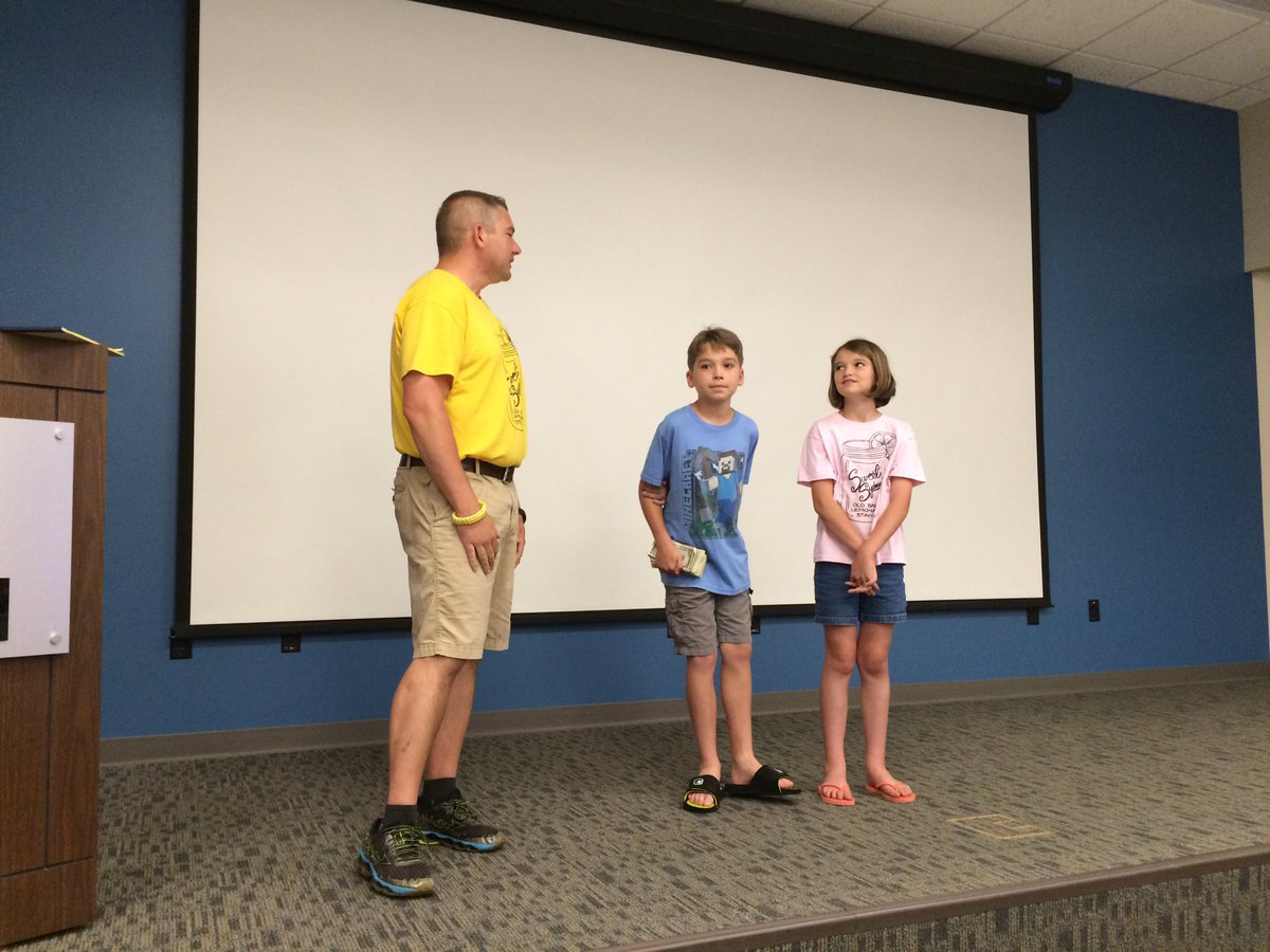Jamestrailmix's tweet photo. @LemonadeDay the kids and I taught at @NorthwoodU #NULAB16 #socialentrepreneurship awesome group https://t.co/KmyFgGxz4r