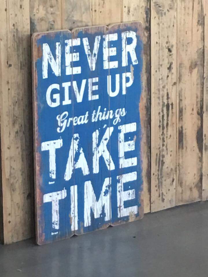 thersiaa28's tweet photo. Don't give up....God is busy👑🙏🏻👼 https://t.co/IuRkAjo7rn