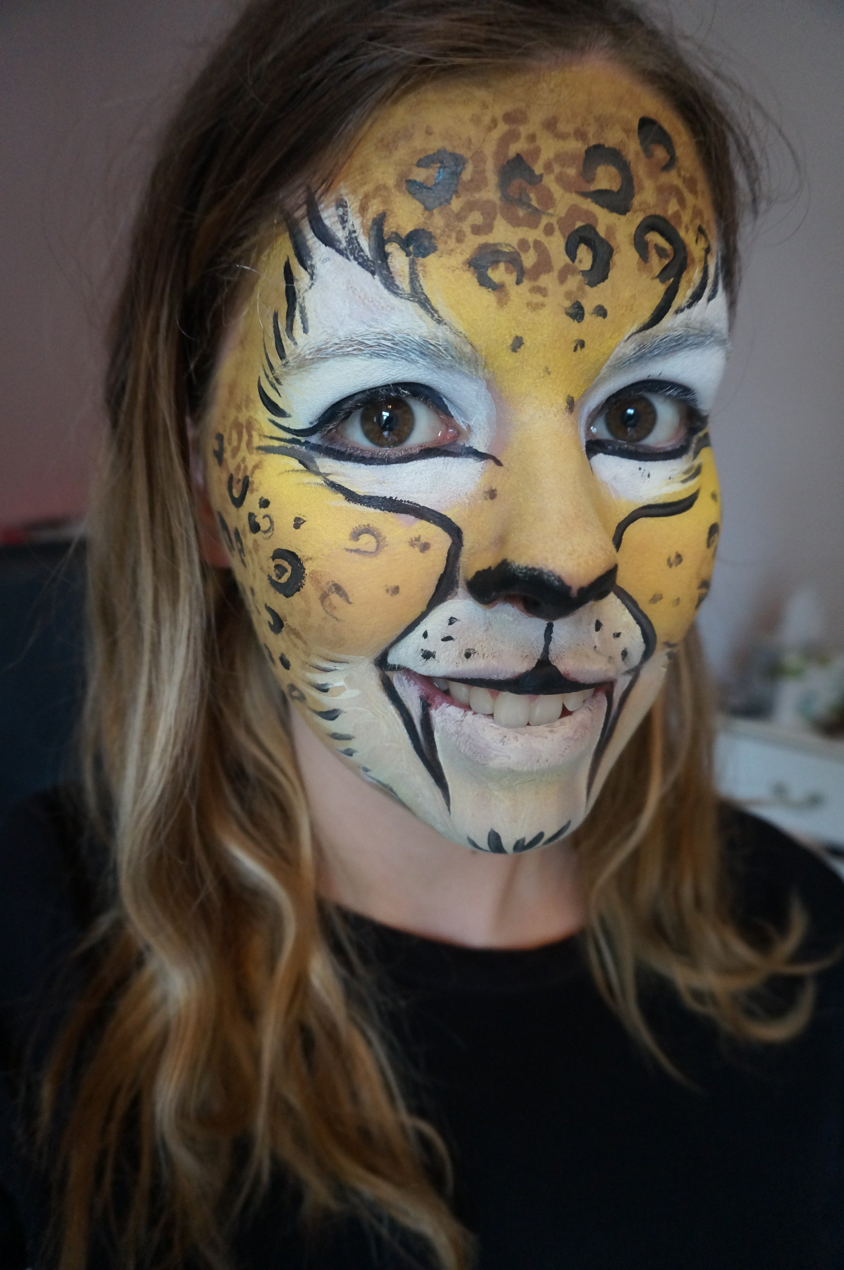simple leopard face paint