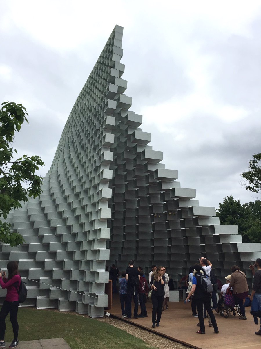 CoachPrawn's tweet photo. What is a wall? Does it divide? Can it unite? #SerpentineGallery #London #ArchitectureProgram #AlexKatz https://t.co/uLGBpVDO1Q