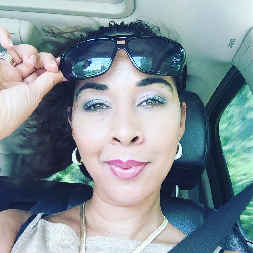 joannrosario_'s tweet photo. 11:30am #PeriscopeChat #JoinMe follow @joannroscondrey  DO THE INGREDIENTS REALLY MATTER??? https://t.co/xVtaRRXgPU