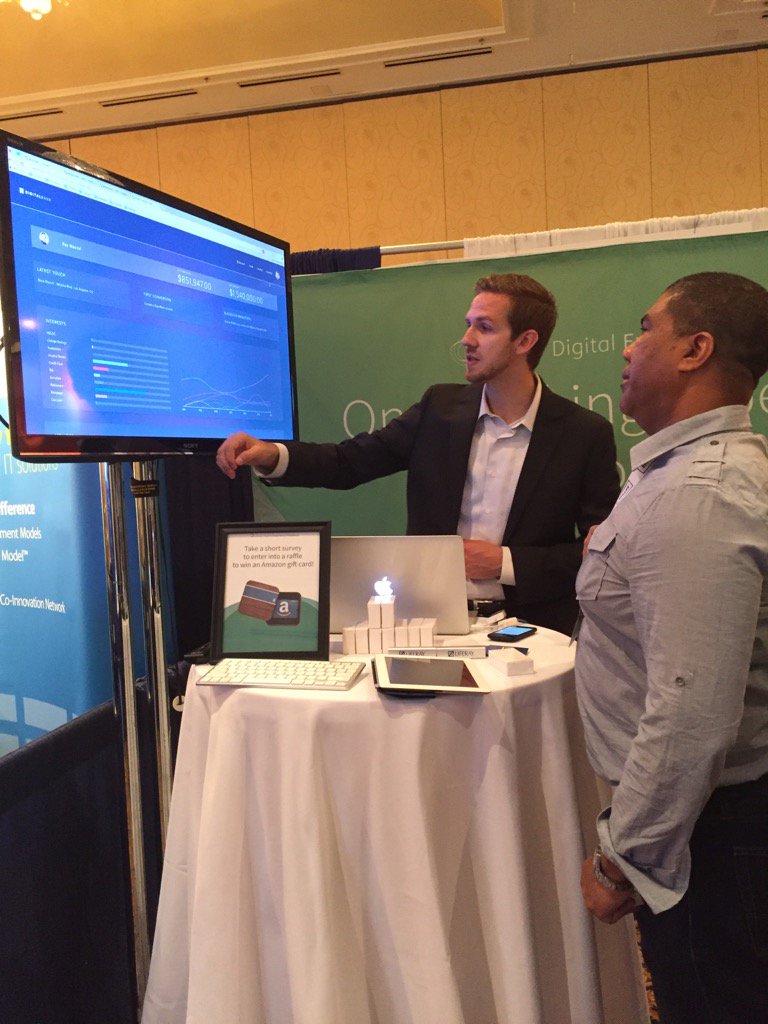 mwong61's tweet photo. Doing a demo of Liferay DXP at #DigitalBanking2016 in the Liferay booth https://t.co/GbGr4IASp3