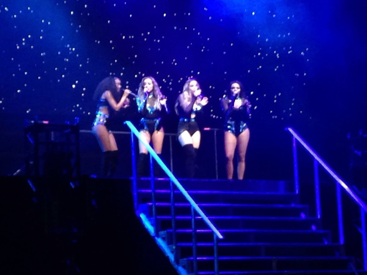 LegiTomboy's tweet photo. It's the most beautiful concert of my life.. Thank you so so much, my loves. #LittleMixItaly https://t.co/6Zw3sIyLms