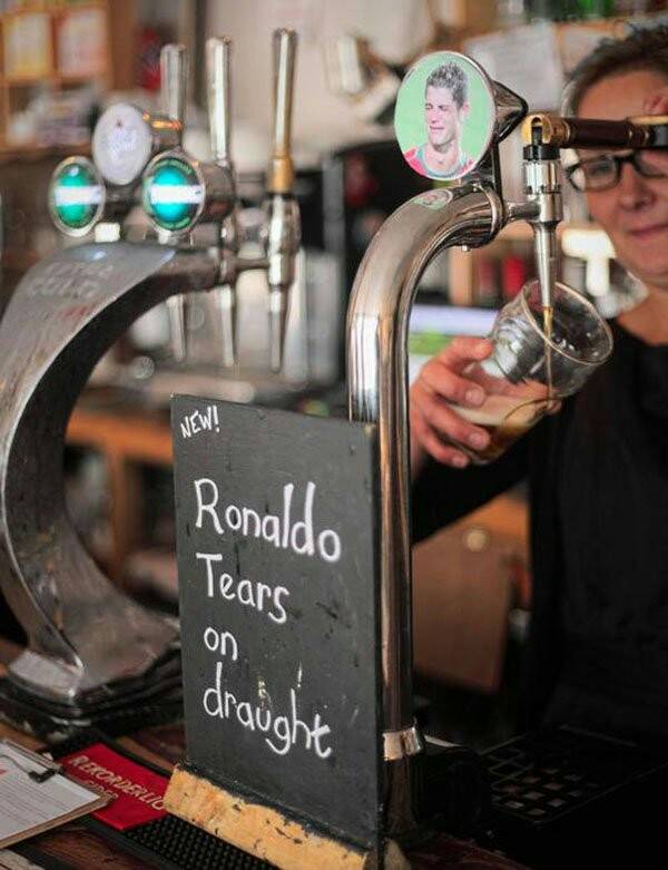 Cleop-tWIAEcqBA.jpg:large