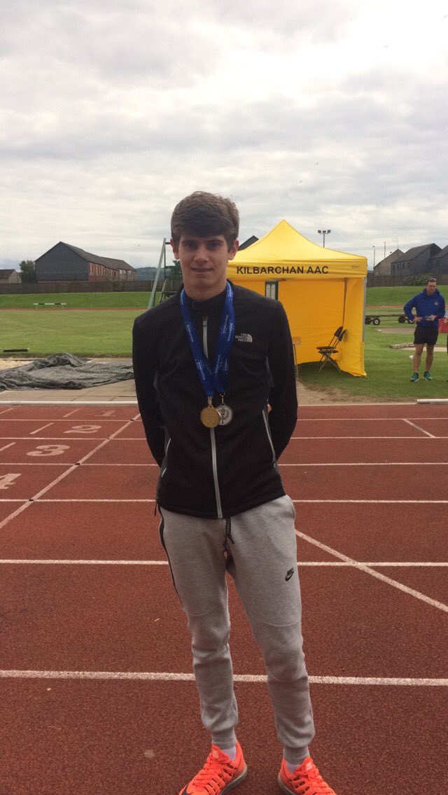 lang_miss's tweet photo. Amazing work from Simon Millar. 1st 4X100 , 2nd 200m and 3rd 100m. #allthemedals https://t.co/ZG5FjnmlVv