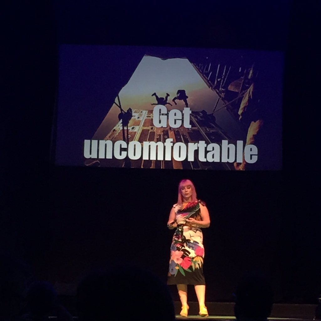 fashstylistka's tweet photo. I feel like the elephant in the room is finally being addressed! #gender issues being discussed at @RecoSymposium 👌 https://t.co/ceMtyL0XOh