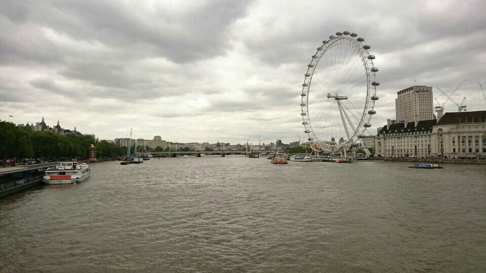 28481k's tweet image. #AlanTracker (@ Westminster Bridge in London, Greater London w/ @aaa839) swarmapp.com/c/lMn3wnwf0Pt