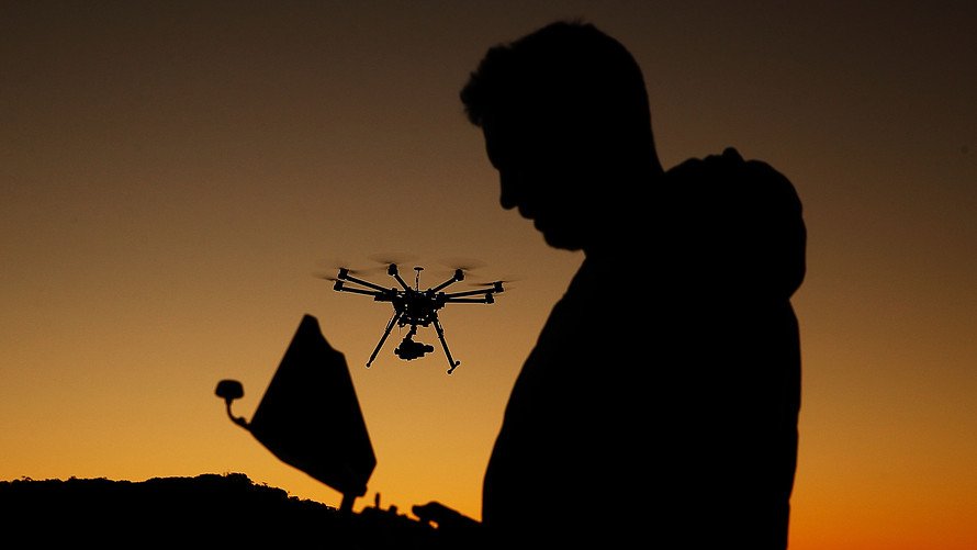 TheDroneGirl's tweet photo. The FAA just made it much easier for businesses to legally fly drones in breakthrough ruling https://t.co/oOKtICaRQu https://t.co/srvuY53wy5