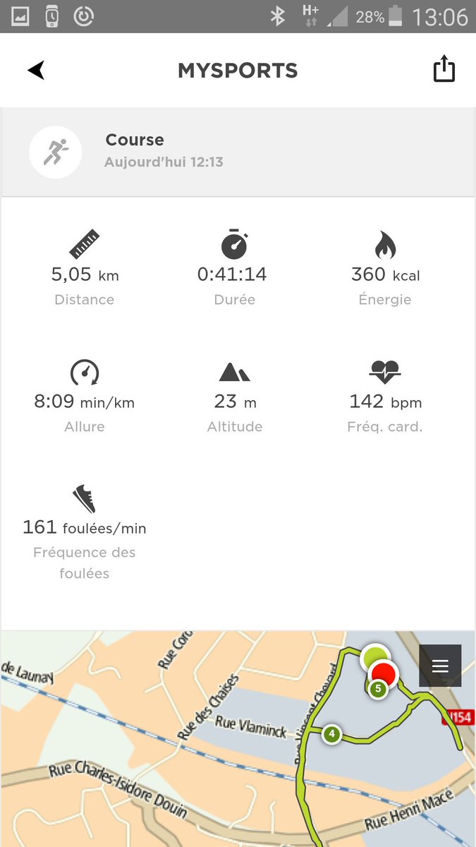 VerenaDenis's tweet photo. Un petit 5km ce midi avec ma nouvelle montre #tomtomrunner2 #running 😉#echorun @Running_Heroes @lecho_run @ https://t.co/O6YidvU08q