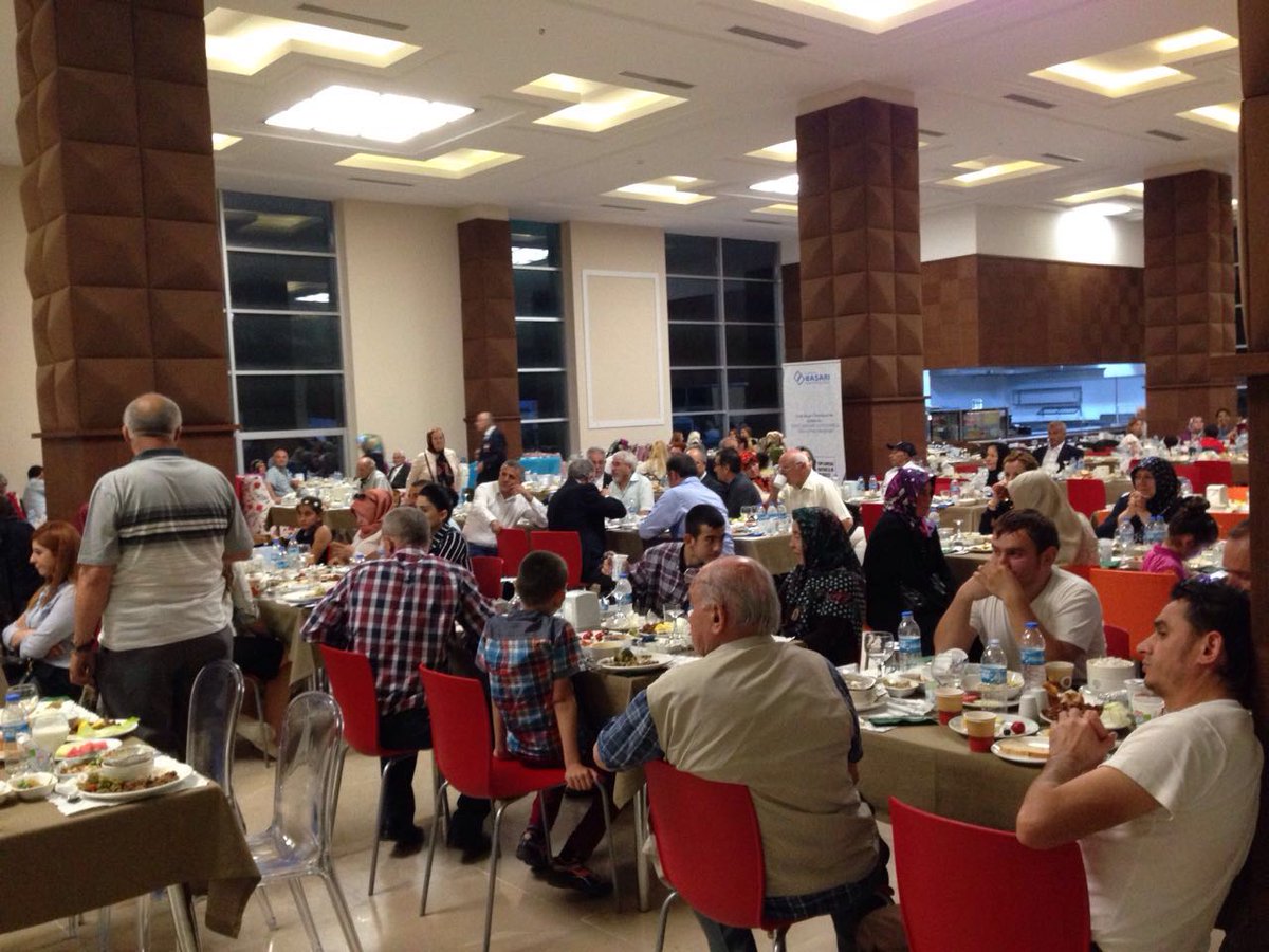 <a href="/BasariTdm/">Toplumsal Duyarlılık</a> olarak düzenlemiş olduğumuz  Şehit ve Gazi Ailelerimiz ile iftar programı@basariuni@cbu_sks <a href="/basarisanat/">CBÜ Sanat Ofisi</a>