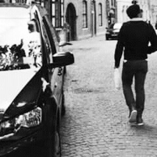 EnchongDeeWorld's tweet photo. #EnchongAwesomeTravel #ChinitoTraveller grabbed from @pooh_tik #exploringGermany https://t.co/m7X7glSvMw https://t.co/XBcDMVcSyX