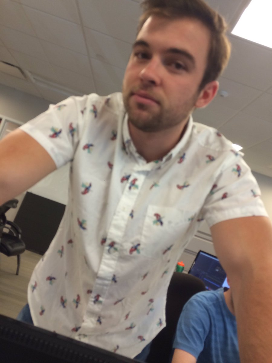 ScoreVisInterns's tweet image. For those of you playing at home, those ARE parrots on @Tmurf_96