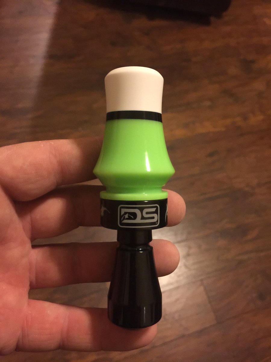 Ducksmackers's tweet image. Neon green