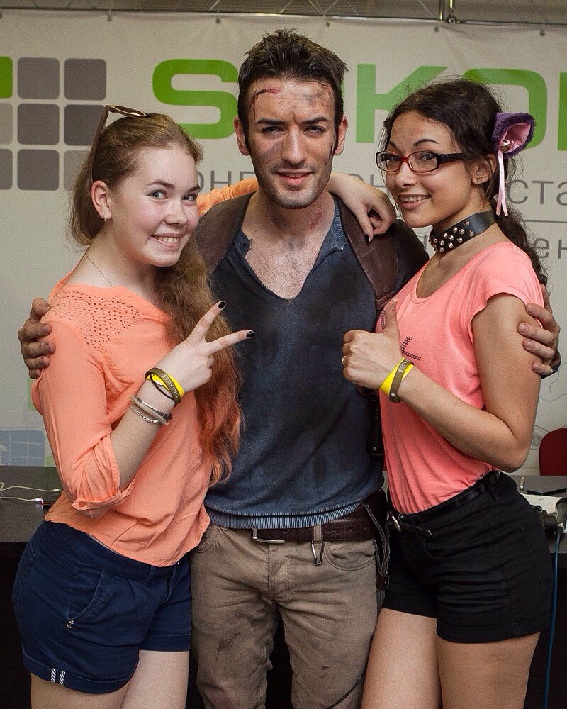 Bluekroovy's tweet photo. This two days with @Leon_Chiro were fantastic! I will remember them for a long time.
Thank you for all!☺️💜 https://t.co/Yf1etmvgio