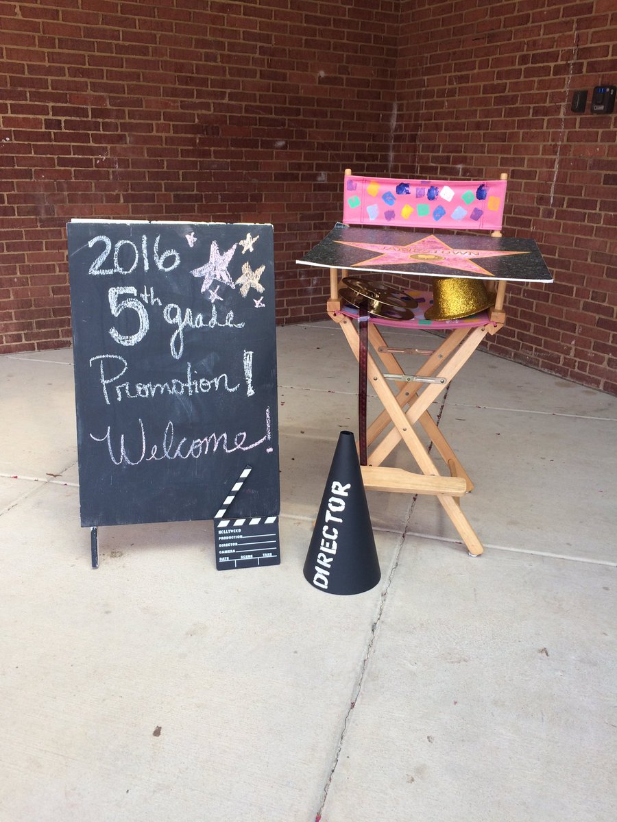 JamestownESPTA's tweet photo. Getting ready for Promotion! @Jamestown5th https://t.co/16zSUigGRV