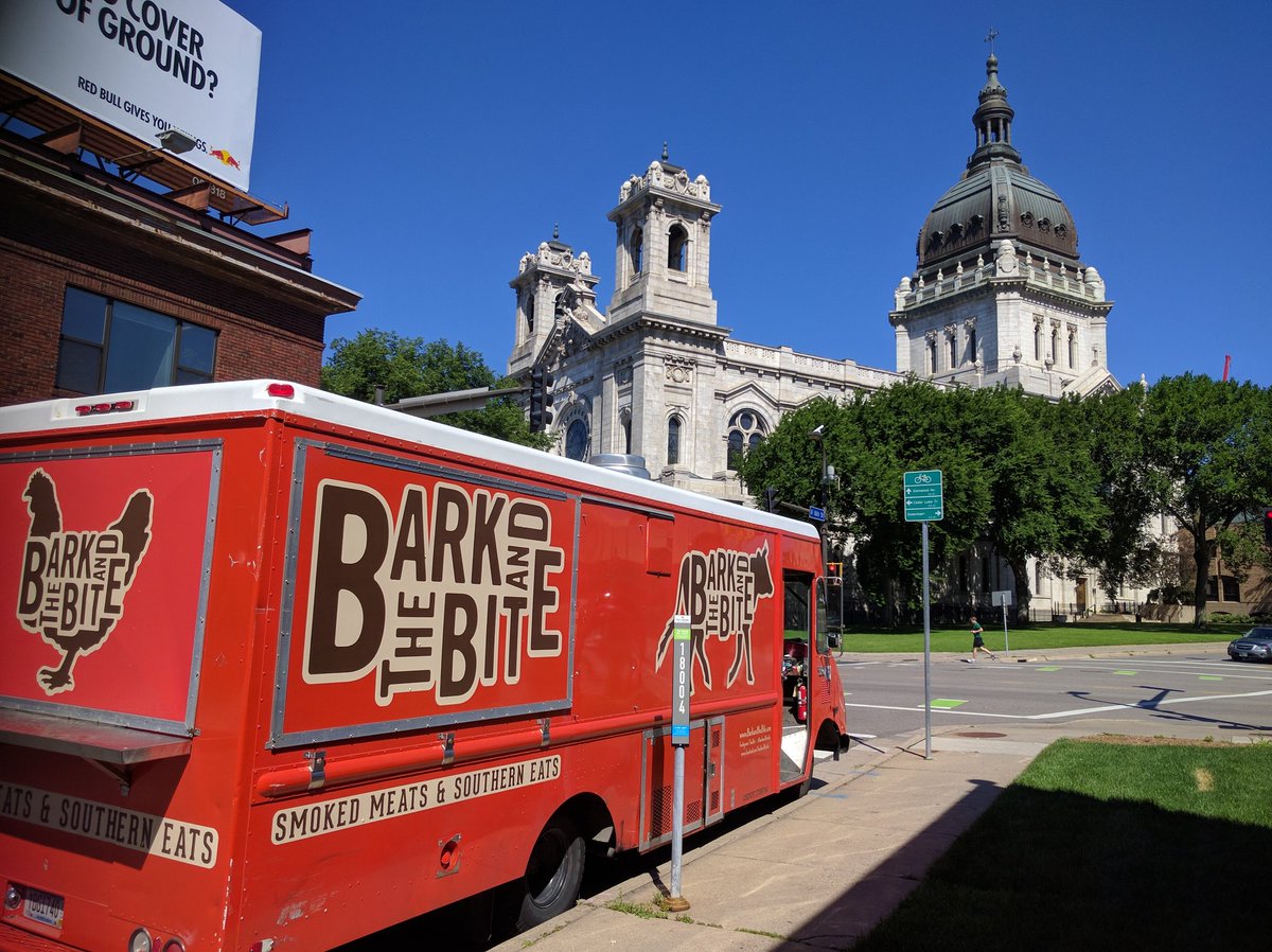 BarkandtheBite's tweet photo. Serving lunch today 11-1 on the corner of Hennepin and Maple @EVMplsDowntown #smokedmeats https://t.co/SlR5hf2SYJ