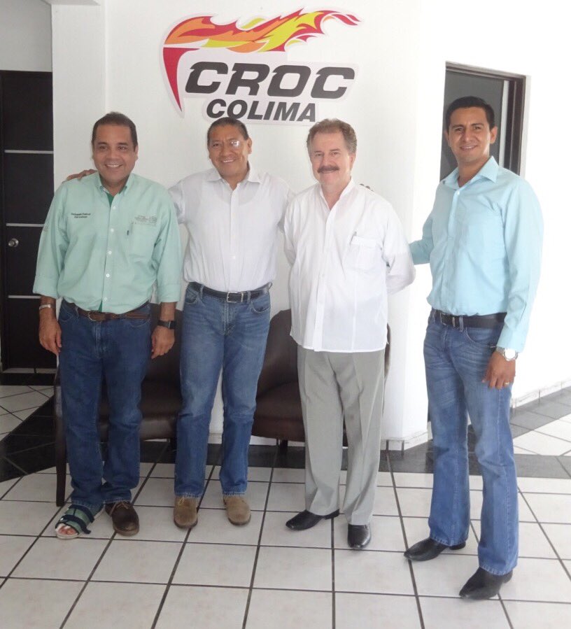 jrbarbosamzo's tweet photo. Gira MANZANILLO programas @STPS_mx con Secretario Vicente Reina @davidoq @navarreteprida @STPS_UDFT @Dario_RamirezM https://t.co/3e31GNptAD
