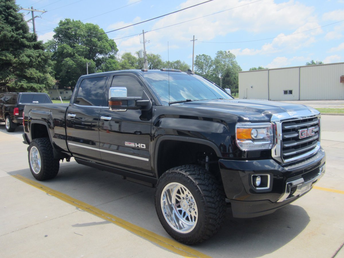BrownsTruckAcc's tweet photo. @AMPResearch PowerSteps, We Installed Yesterday! Call us for yours today! 217-877-6601 #TruckAccessories #PowerSteps https://t.co/dLRM9BkMxB