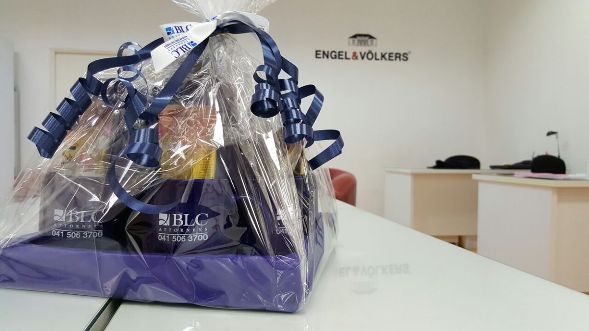 EngelVoelkersPE's tweet photo. @BLCattorneys BLC Attorneys Thanks for looking after us on this cold Port Elizabeth day. #Class #PEAttorney https://t.co/3rT6n0hmd8