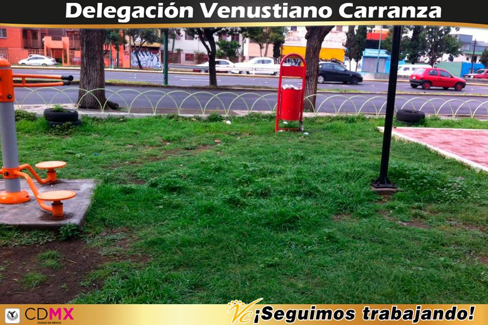 A_VCarranza's tweet photo. #SeguimosTrabajando Realizamos jornada de limpieza en col. Magdalena Mixhuca #JuntosSomosLaMejorDelegación https://t.co/uUs1lCnr0J
