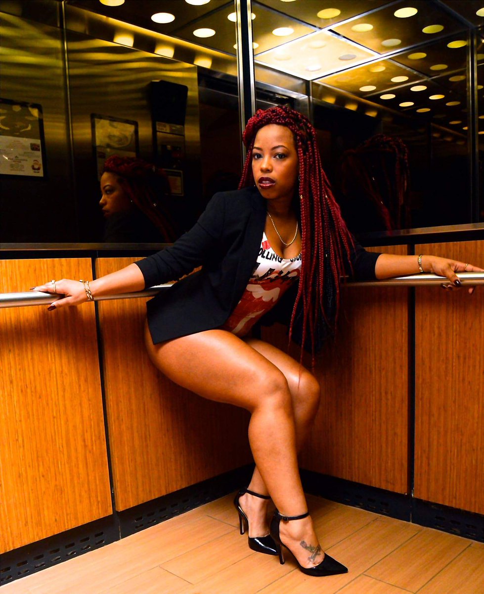 mrethncute's tweet photo. There are two ppl in every  pic:the photographer and the viewer. Book my sissy now🚨 @TheHairMaverick 🚨 https://t.co/d2tSupQ55O