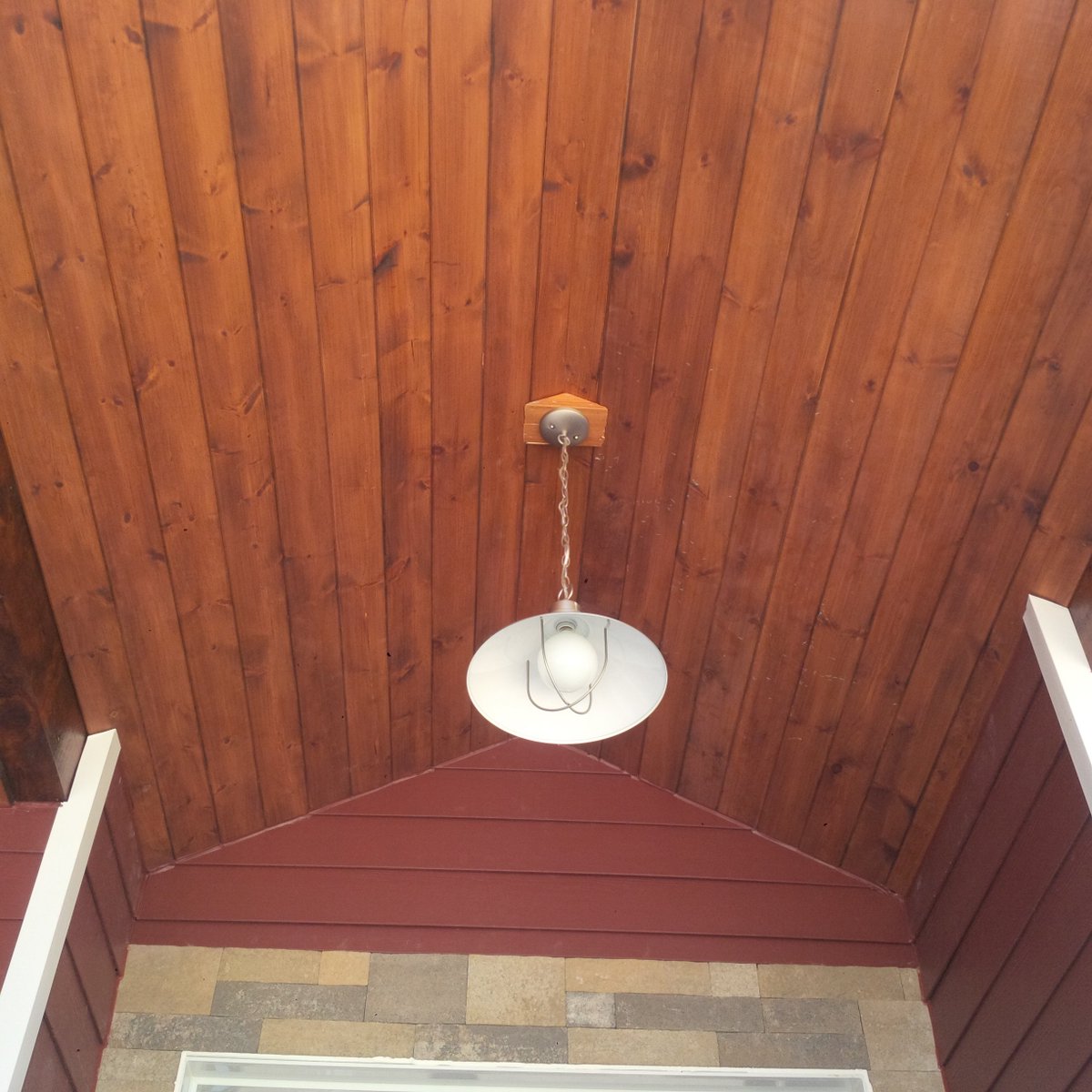 munrocontract's tweet image. Many different material options for soffits This tongue &amp;amp; groove pine soffit really make this front porch stand out