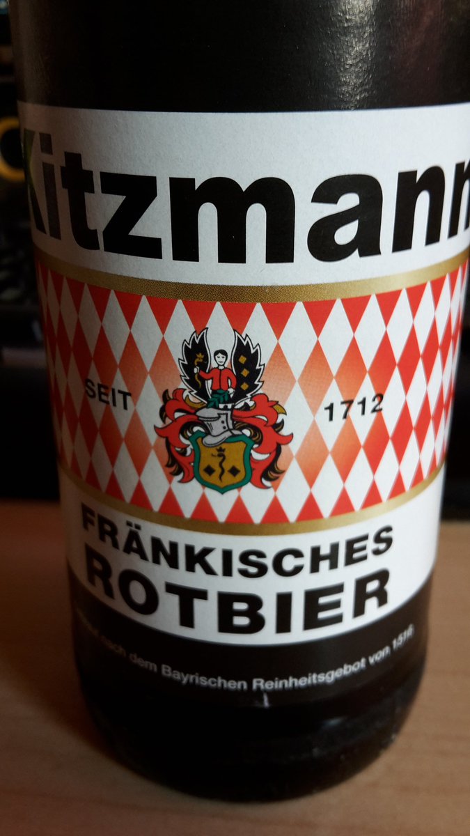 RalFingerLP's tweet photo. Mit Bier zum Sieg! #kitzmann #NIRGER https://t.co/I5UcPDbISd