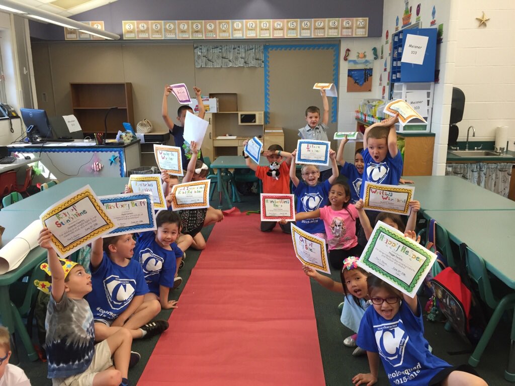 ScovillSmarties's tweet photo. Look out First Grade...Here we come! #kinderawards #redcarpetstatus #willmissthemsomuch @CatenaColts https://t.co/YOIggDTcGH