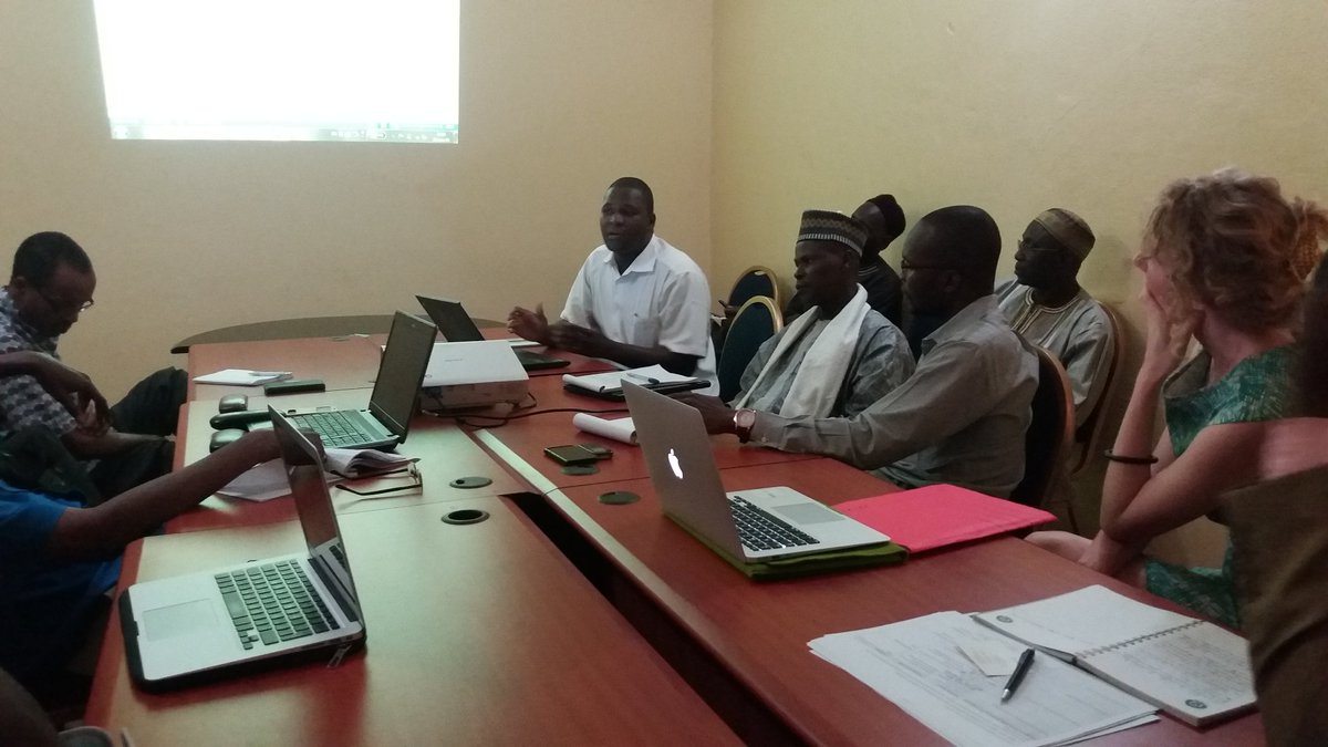 bisangare05's tweet photo. UNICEF WCARO WASH meeting with #UNICEF #CPS #DNACPN #SNV & Akvo https://t.co/RKOhEW2L25