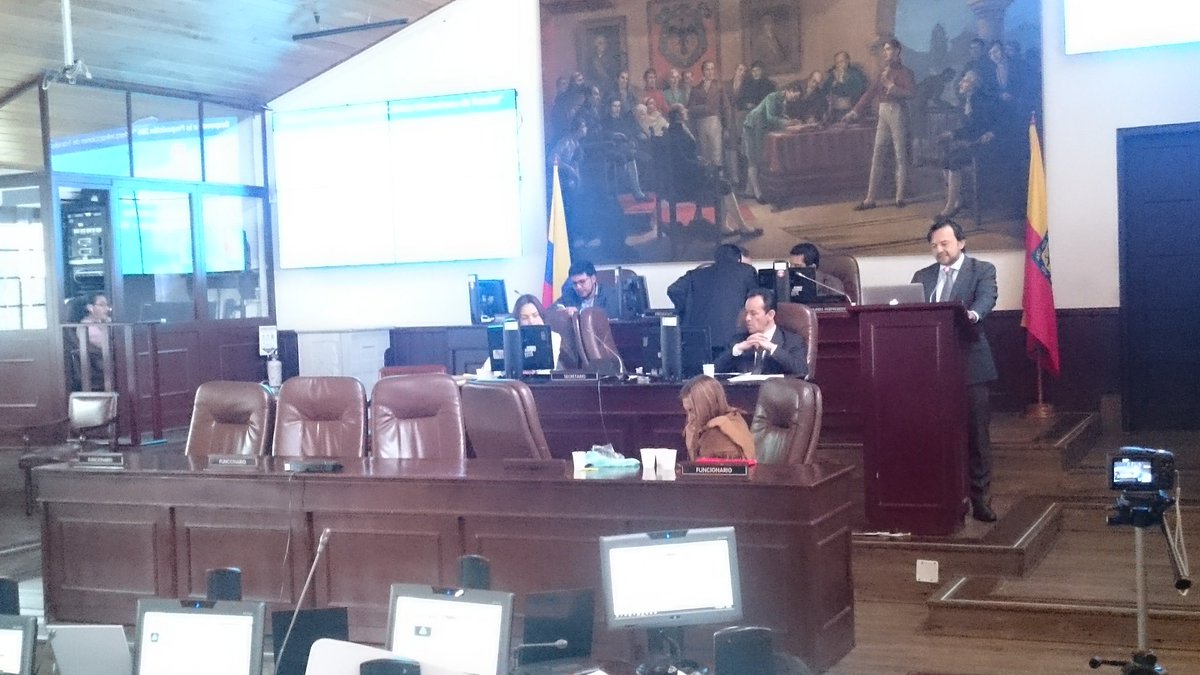 Estamos trabajando para que los bogotanos respeten las normas de tránsito. La autoridad es importante: <a href="/Bocarejo_JP/">Juan Pablo Bocarejo</a>