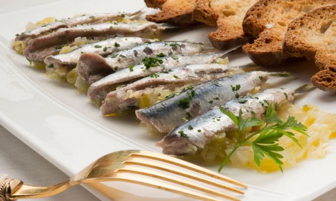HacerRecetas's tweet photo. Receta de Anchoas Papillot, un verdadero deleite.
https://t.co/BOWaVxQnqG https://t.co/fBAc7yULHI