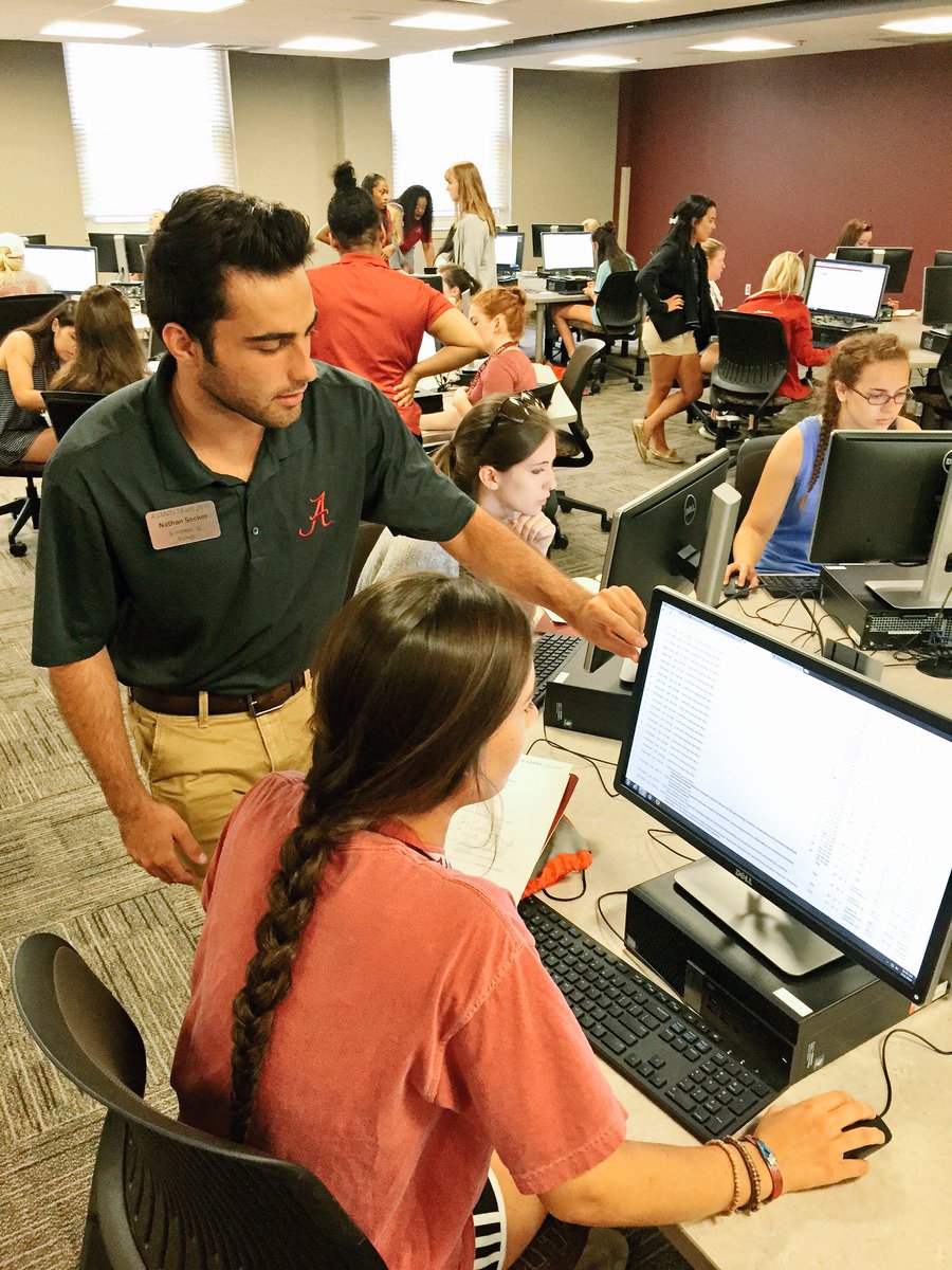 #UA20, need help during #BamaBound? The <a href="/UA_AvantiTeam/">The Avanti Team</a> is here for YOU! #RollTide
