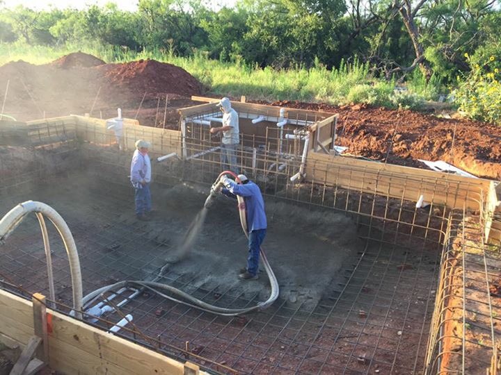 LanierPoolsLLC's tweet photo. Started Gunite in Abilene, Texas today! Call us @LanierPoolsLLC today for all your construction needs! https://t.co/d2J48pqaNV