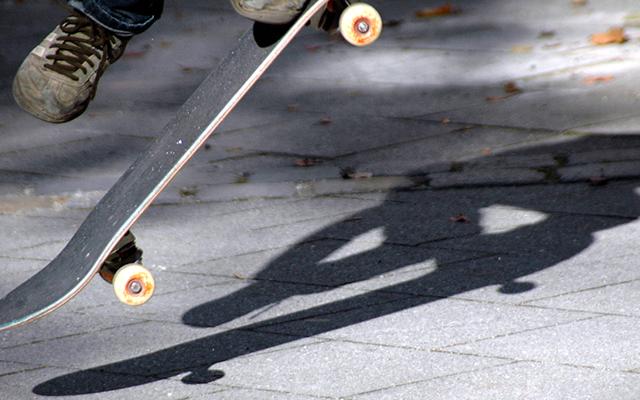 HIGH_TIMES_Mag's tweet image. #TBT It's Go Skate Day! Lotus Boards Founders Plan to Manufacture Plastic Hemp Skateboards. bit.ly/28L8s0J