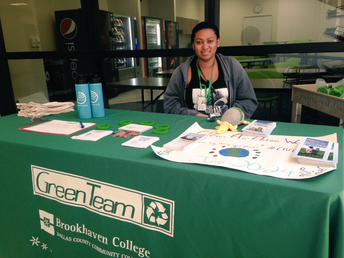 brookhaven_dc's tweet photo. Pop over to Bldg. X and say hi to Brianna! 👋🏻 Grab some #CAAD16 swag & chat about how clean air is so fetch. 🌎♻ ️ https://t.co/5Vzl16VHNO