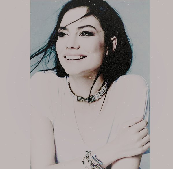 xshopcu's tweet photo. 💫Demet Özdemir icons.
💫Rt+fav yaparak kulanabilirsiniz. https://t.co/Q439Hxthiv