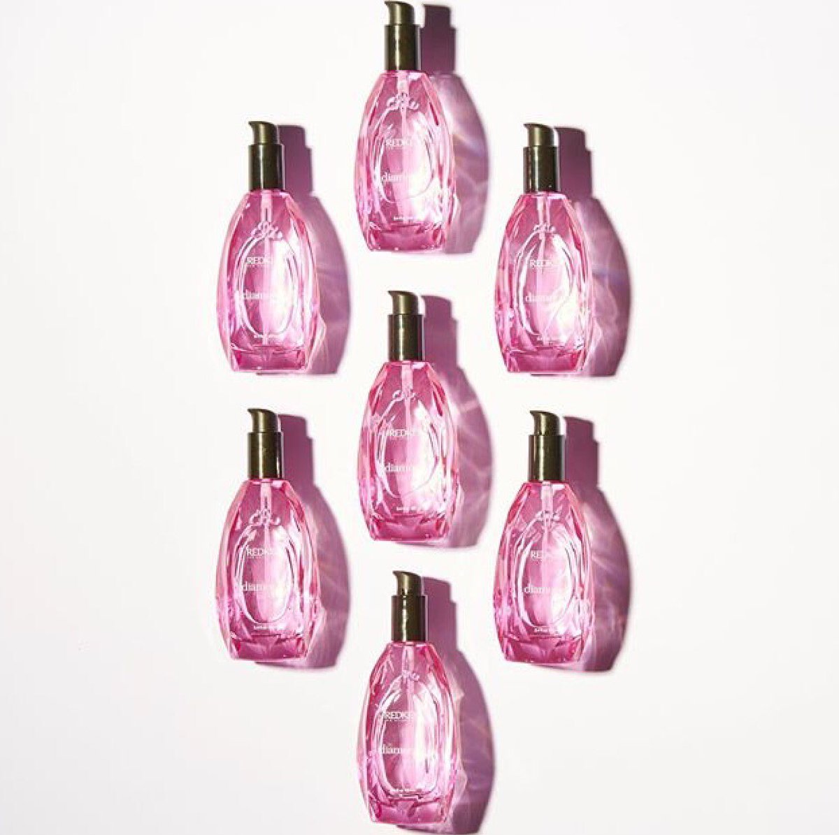 wilsons_hair's tweet photo. Redkens diamond oil tames frizz, adds shine &amp; is lightweight.. What’s not to love? 💗 #redken #northwich #cheshire https://t.co/DHus1CETGd