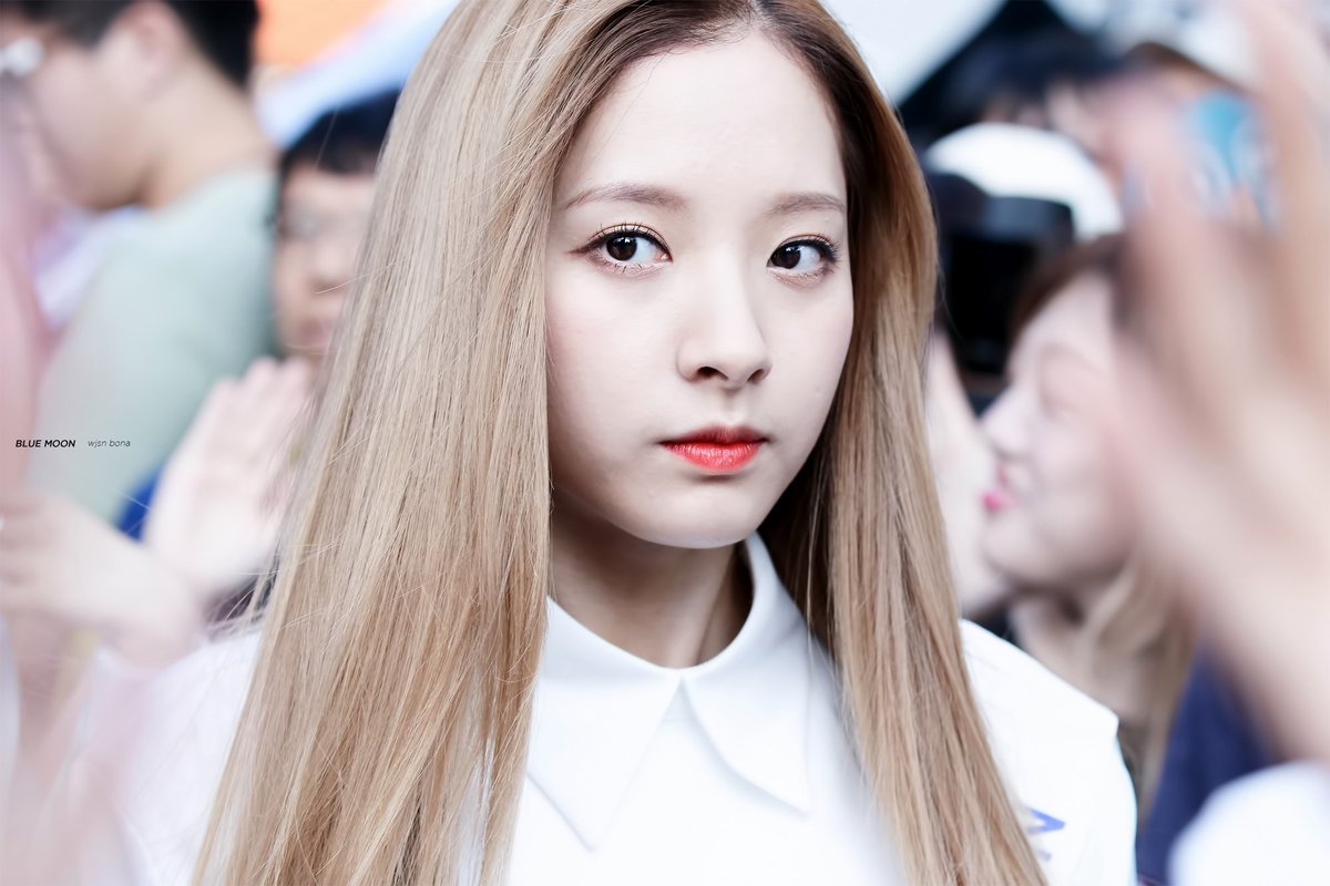 160618 홍대 #우주소녀 #보나 #WJSN #BONA <a href="/WJSN_Cosmic/">우주소녀</a>