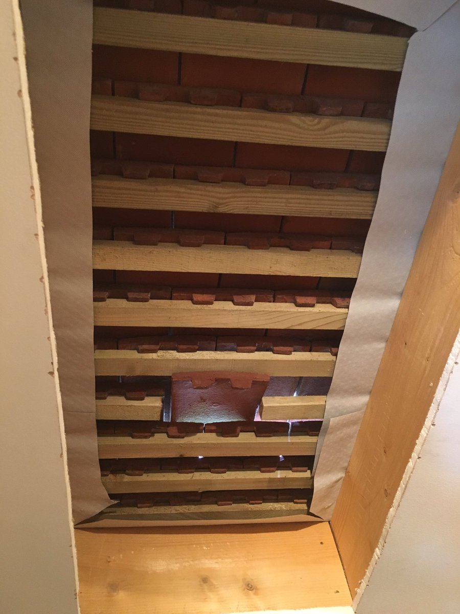 RoofWindowRep's tweet photo. #new #Velux #install from scratch by @VeluxRepair . #window and #flashing #supplied by @sterlingbuild from @VELUXGBI https://t.co/su7aYe4LDn