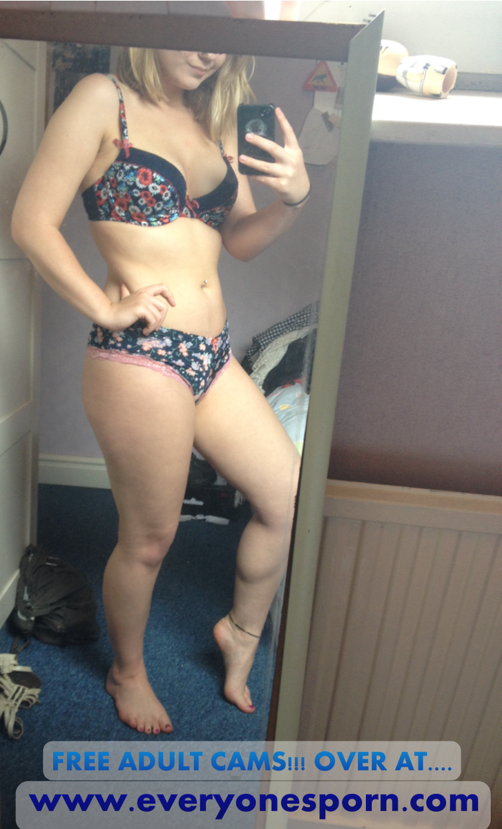 DottiePounds's tweet photo. Loads of free porn videos.. x https://t.co/EhDjID0F5p