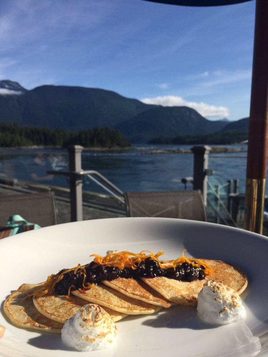 SonoraResort's tweet image. Our pancakes topped with #BCBluerries! #relaischateaux #explorebc