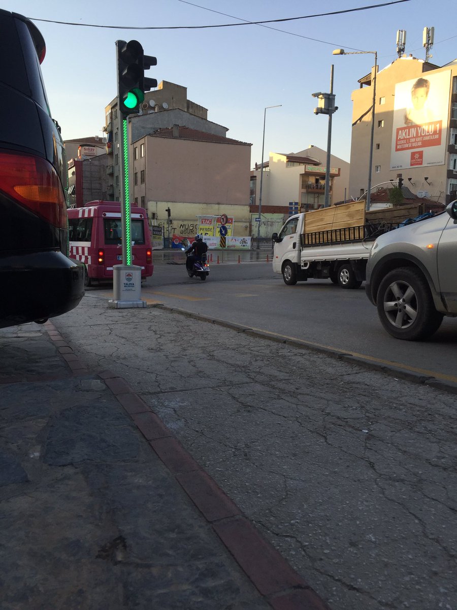 Noah_GotStyle's tweet image. When u have to go out to get internet! #riplife #needinternet