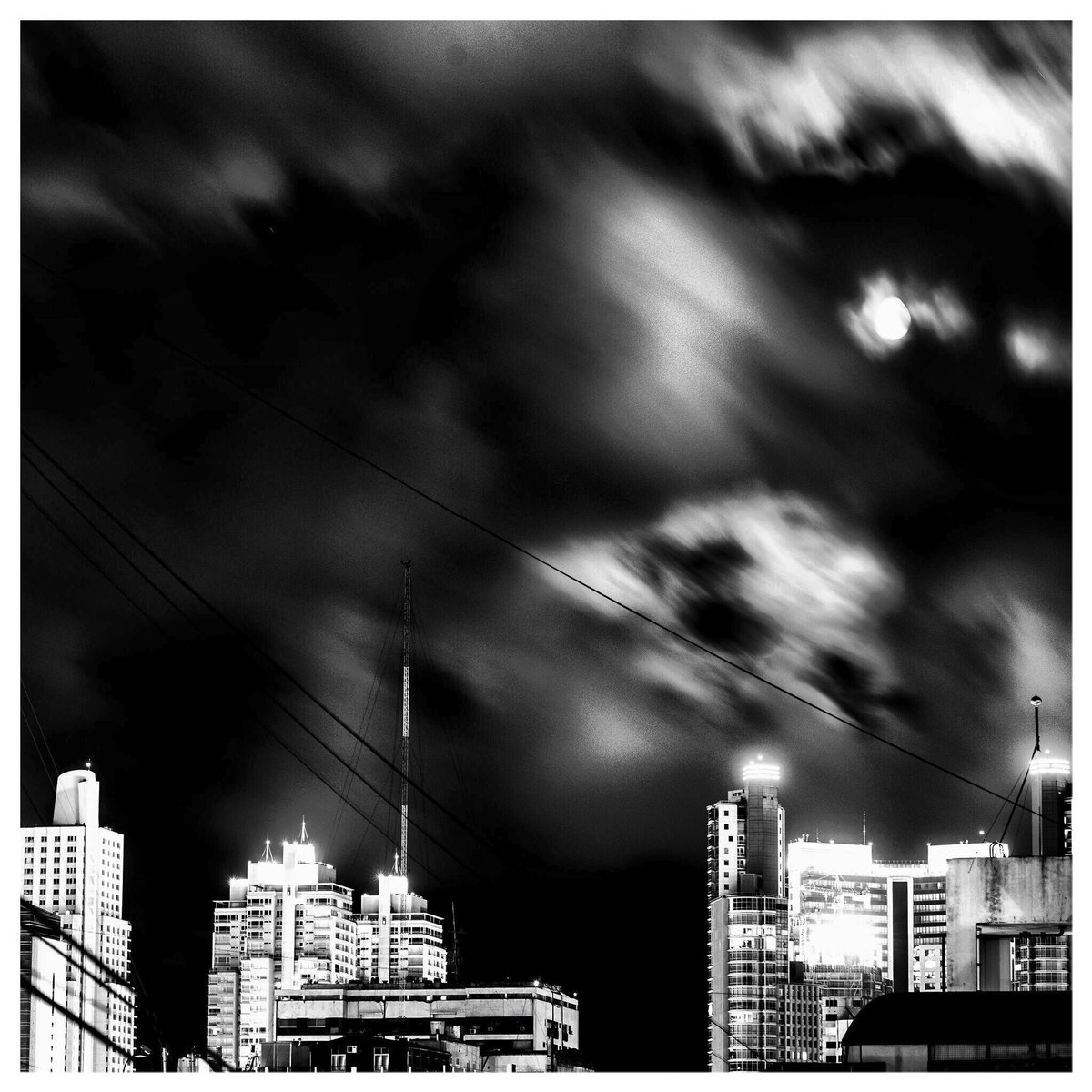 Nuit sur Puerto Madero #BuenosAiresCiudad #buenosaires - Copyright Clement Bonvalot - janvier 2016