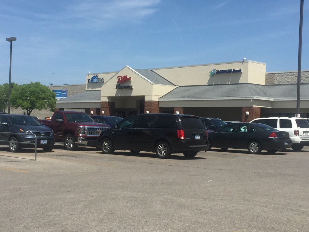 4 minutes earlier <a href="/WichitaPolice/">Wichita Police</a> got similar call across the street at this Dillons. Woman's purse taken at gunpoint